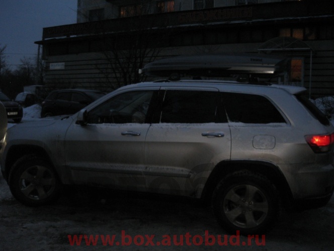 Jeep Grand Cherokee 2011 багажник